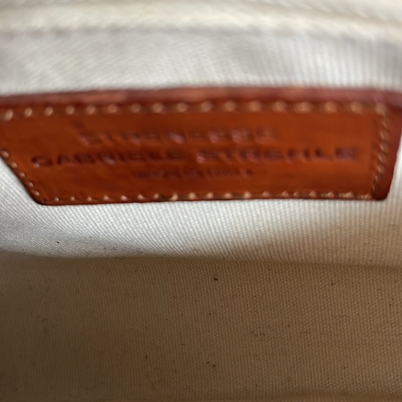 Gabrielle strehle tan leather woven shoulder or handbag. Very gently used - Picture 4 of 11